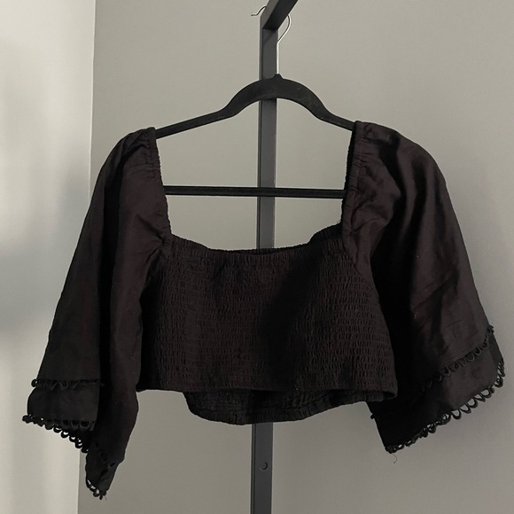 Boohoo Smocked Crop Top with Wide Sleeves and Square Neckline Size 16 - Picture 1 of 5